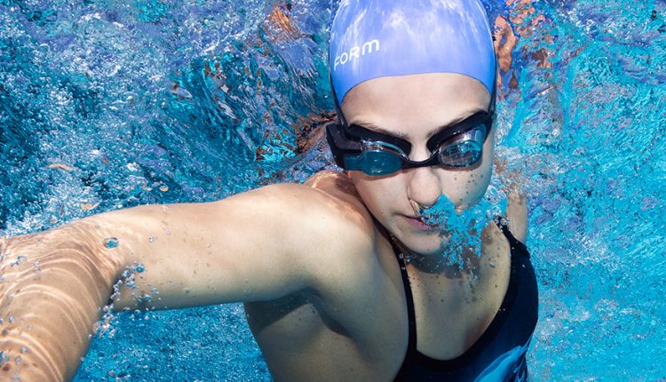 Swim Goggles With Augmented-Reality Display